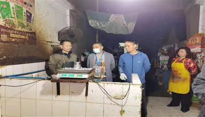 計量惠民進(jìn)市場——市檢驗(yàn)檢測公司配合開展計量監(jiān)督檢查工作